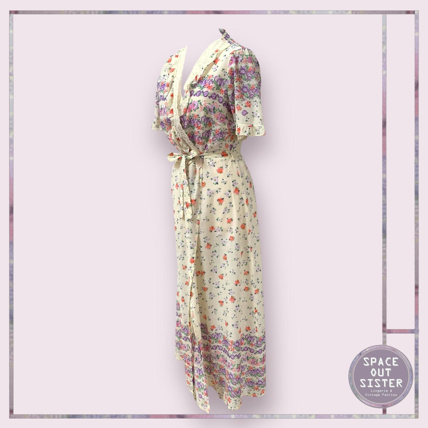 Vintage Floral Robe