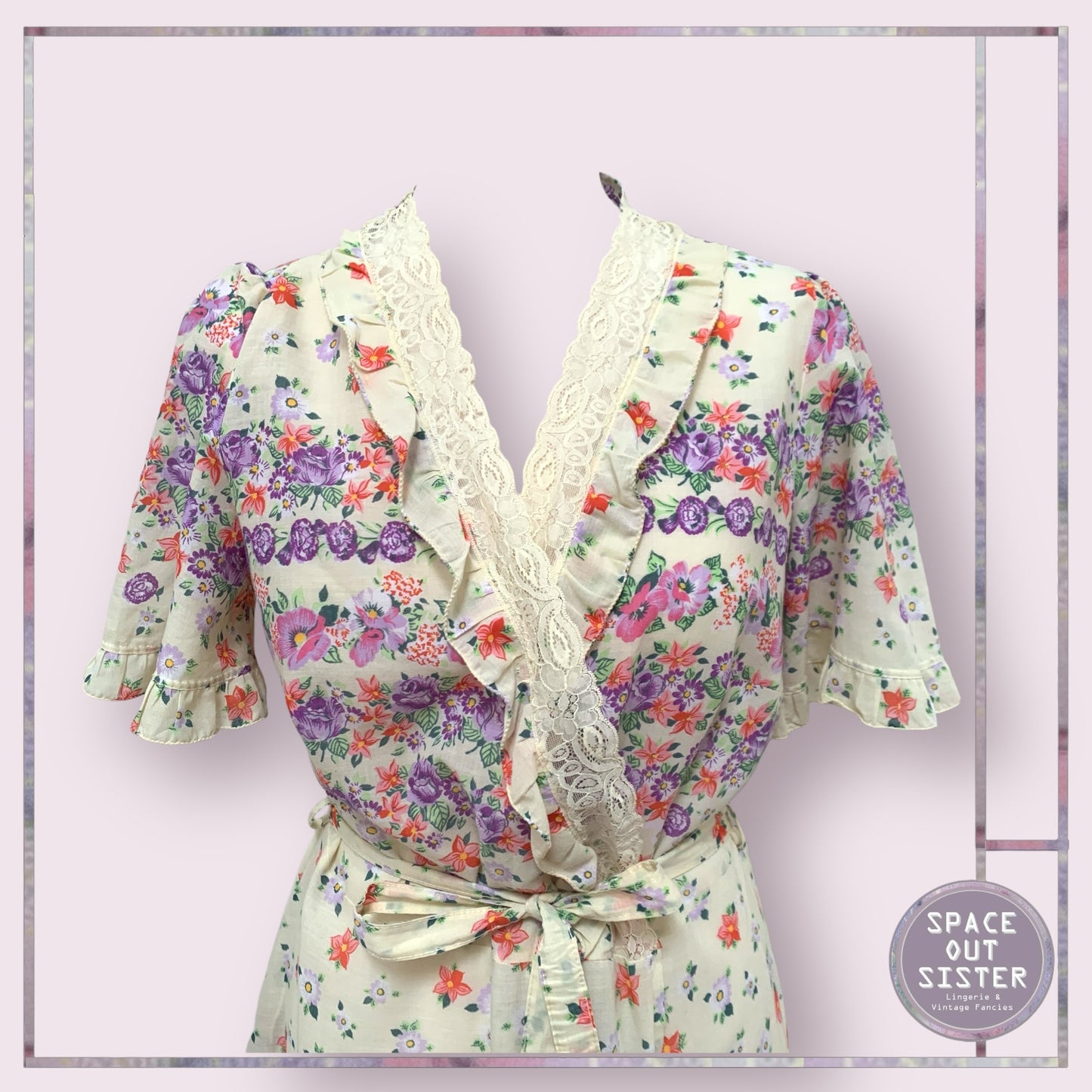 Vintage Floral Robe