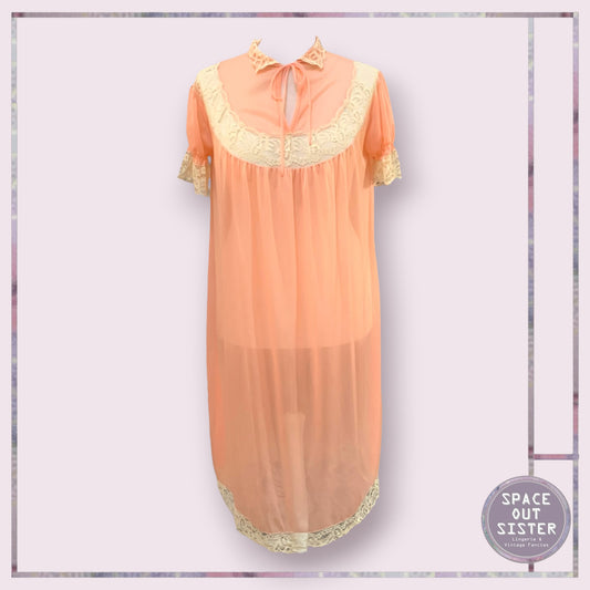 Vintage Lace Sleeve Peach Nightdress Bust 44”