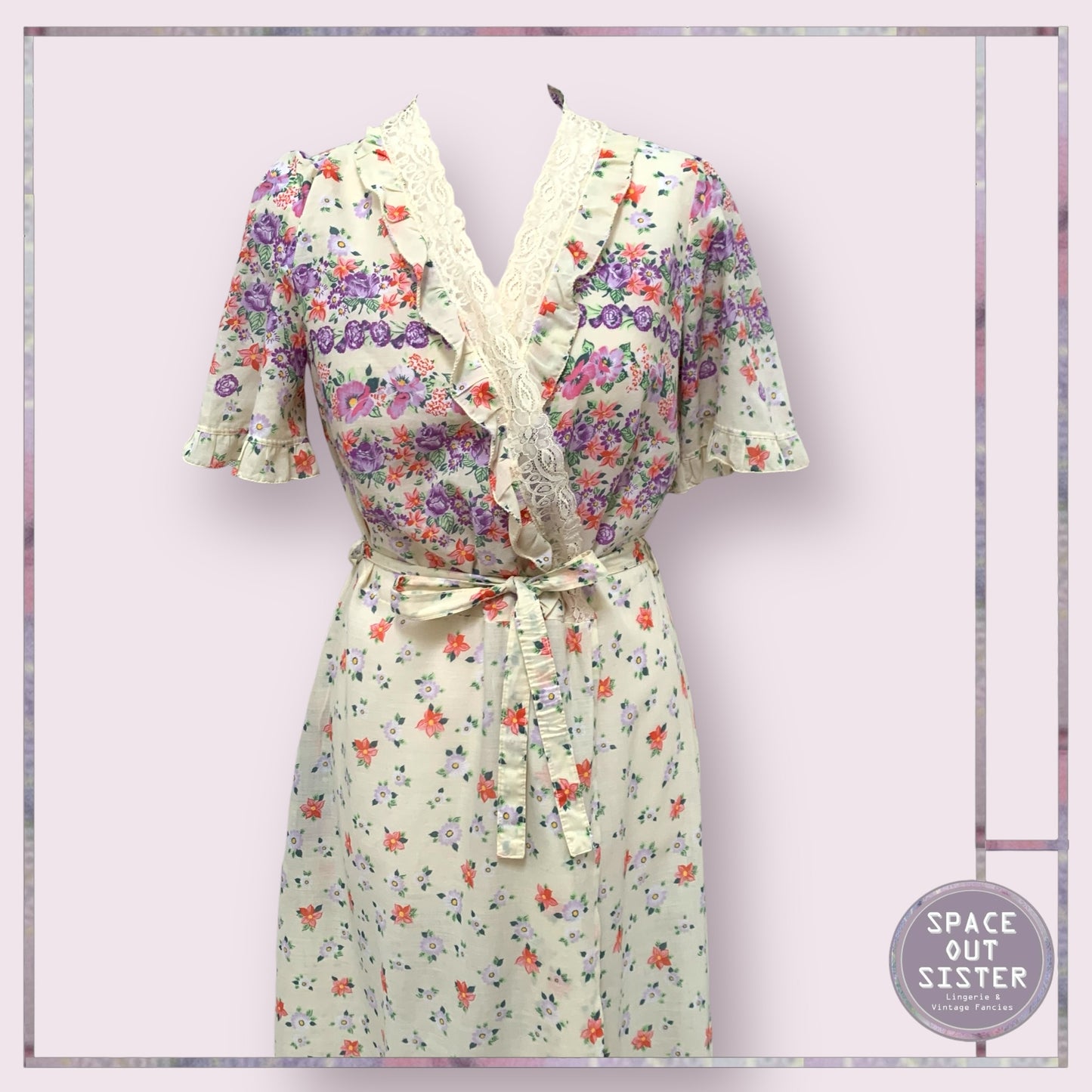 Vintage Floral Robe
