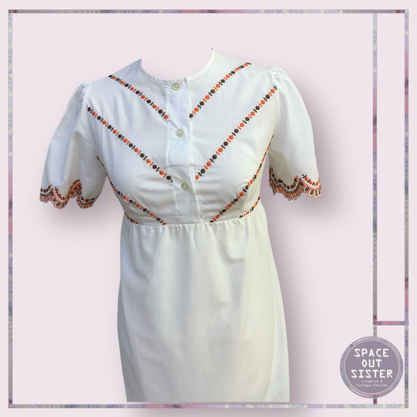 Vintage Scallop White Nightdress