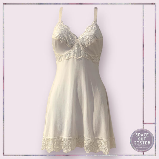 Vintage Short Oyster Nightdress