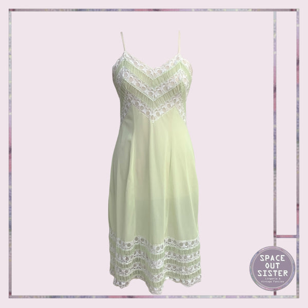 Vintage Light Lime Slip