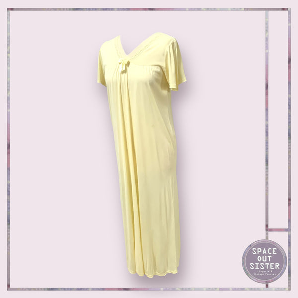 Vintage Mary Philmaid Lemon Nightdress