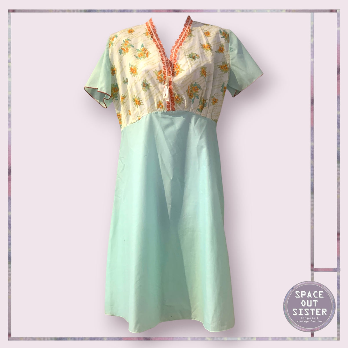Vintage Mint Green With Orange Nightdress Bust 34”