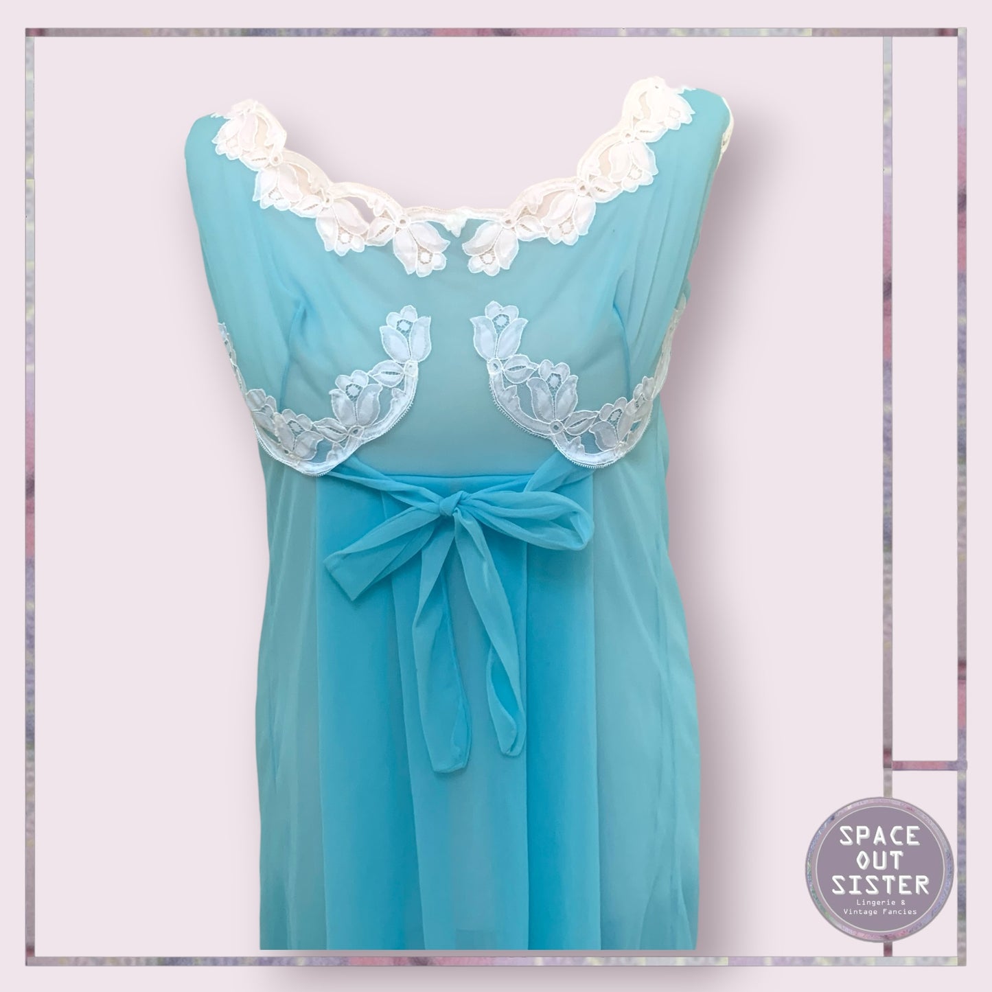 Vintage Circa 1970s Turquoise Tie Nightdress