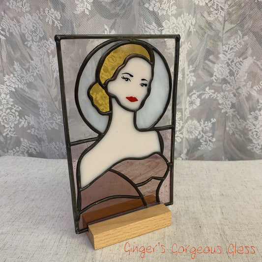 1950s Lady by Ginger's Gorgeous Glass