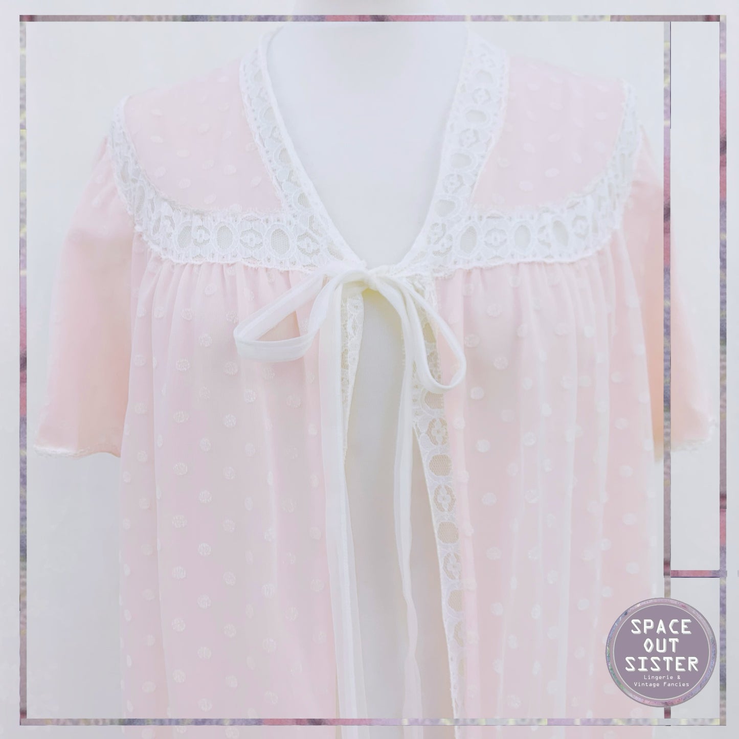 1980s Vintage Daisy Negligee