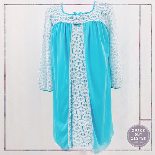 Circa 1960s Vintage Odetta Short Nightdress & Negligee